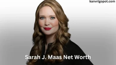 Sarah J. Maas Net Worth